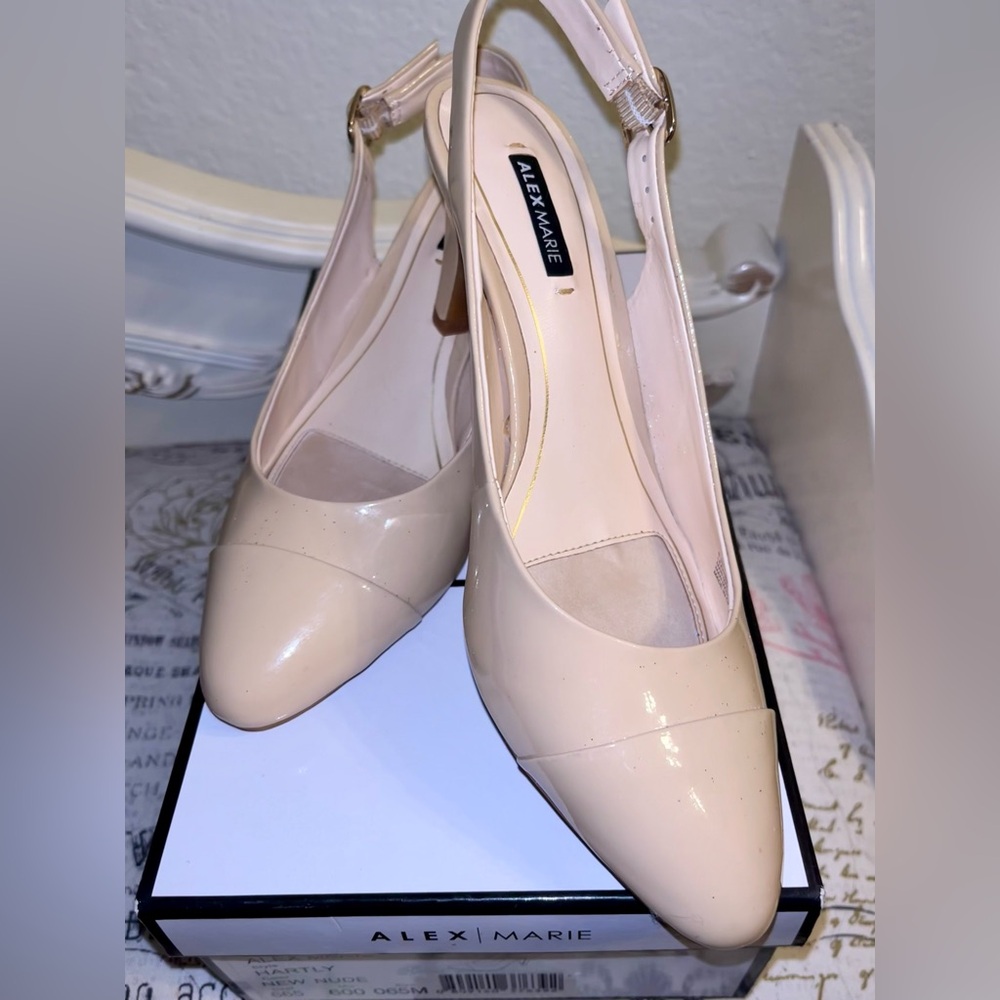 Beautiful Alex Marie low heel shoes.